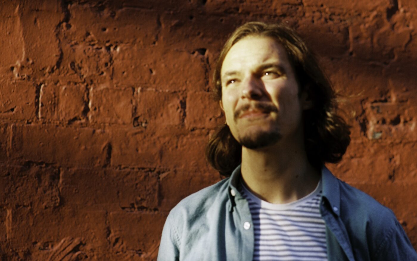 Neil Quinter Quitter takes us down a solemn path of reflection on 'Monument Road'